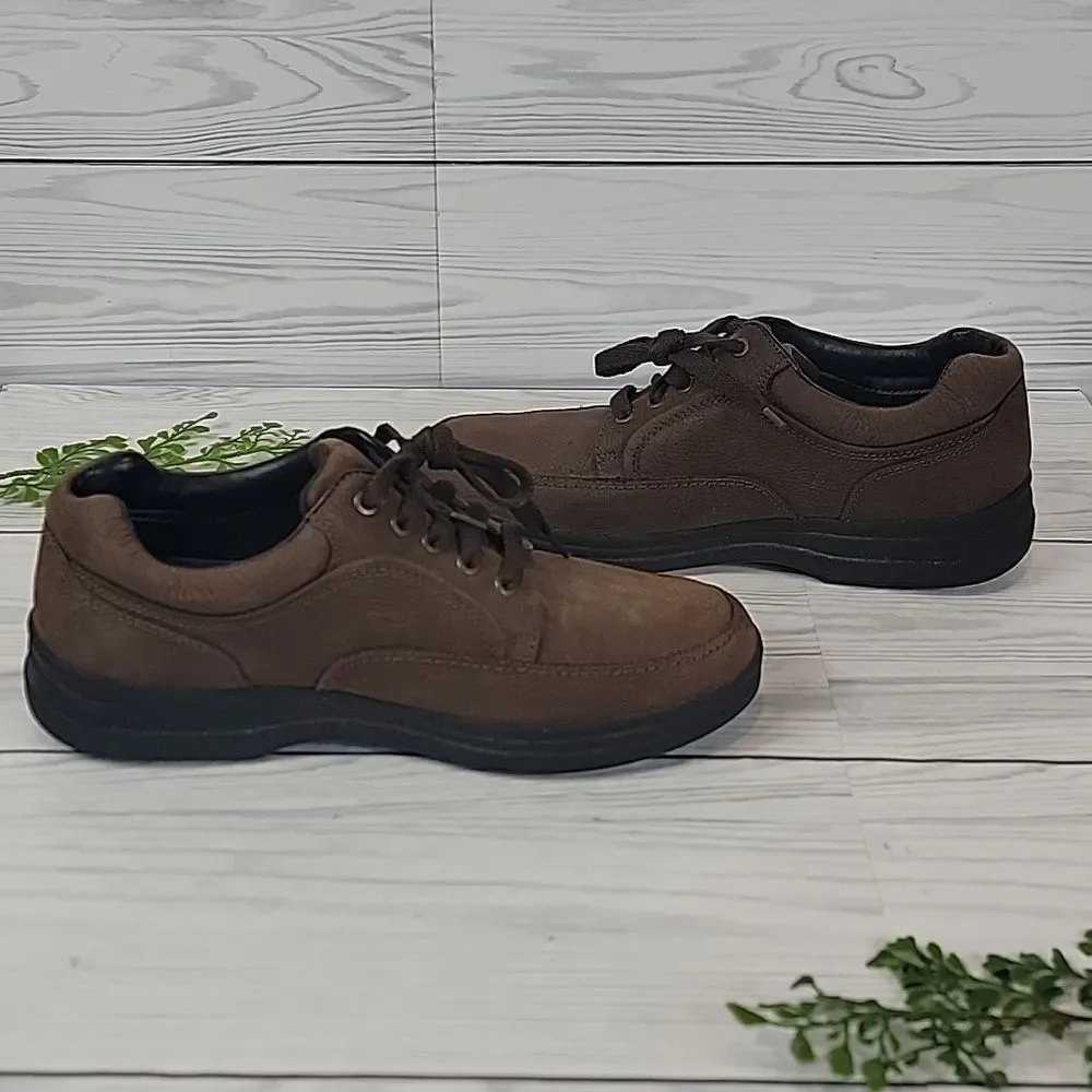 Thom McAn stylish comfortable